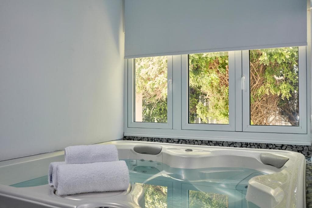 So White Club Resort - 36