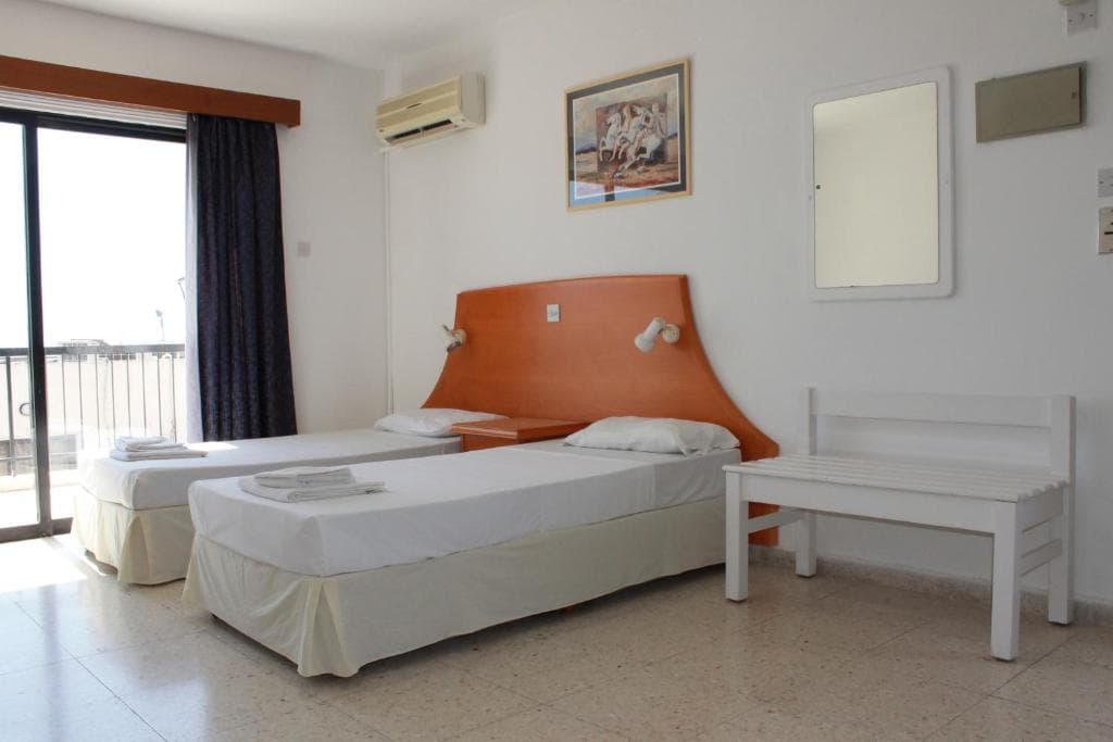 Florea Hotel Apartments - 16