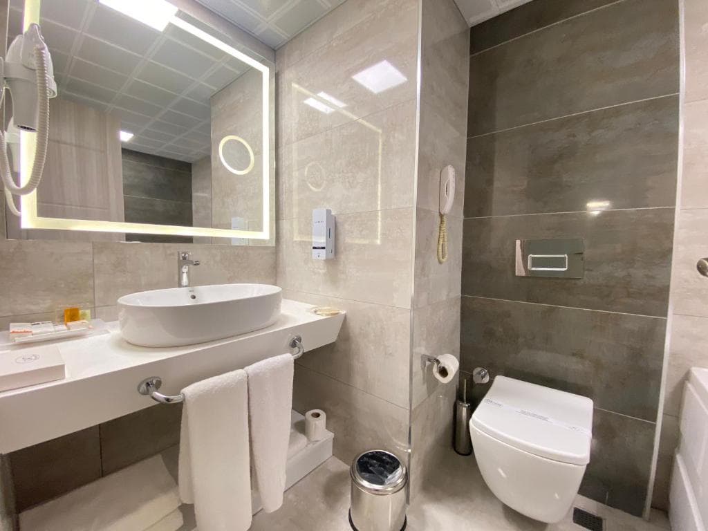 BEST WESTERN PLUS Khan Hotel - 27