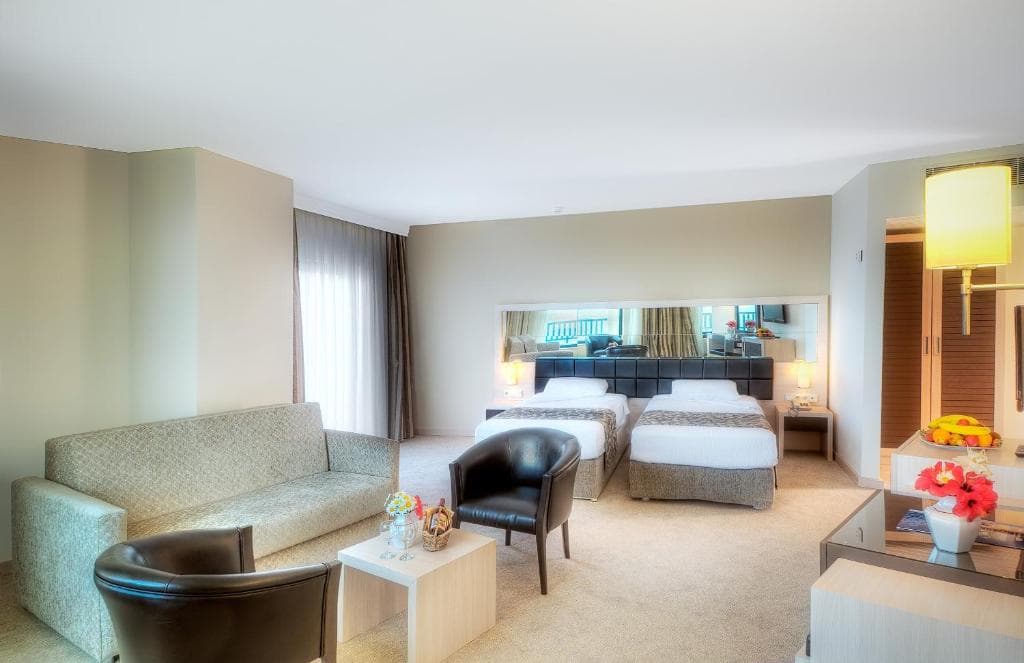 Golden Lotus Hotel - 28