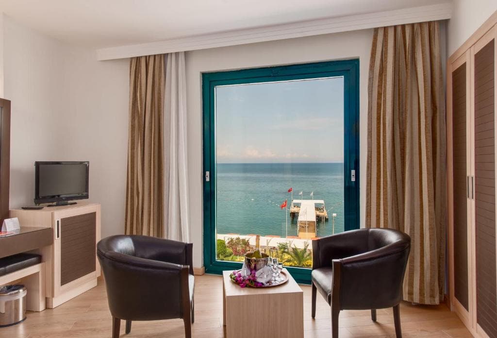 Golden Lotus Hotel - 52