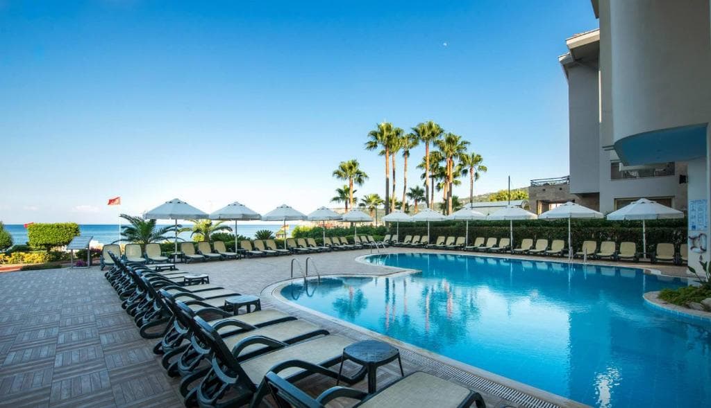 Golden Lotus Hotel - 68