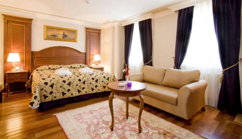 Glk Premier Regency Suites And Spa - 19