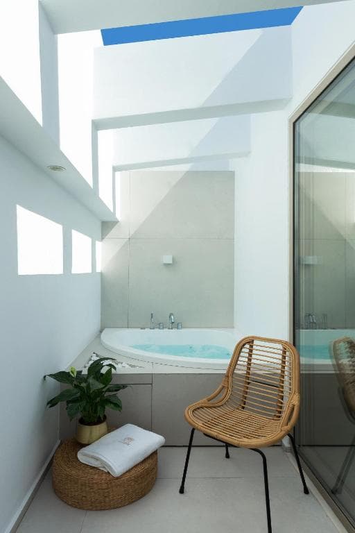 Mirabile Luxury Suites - 11