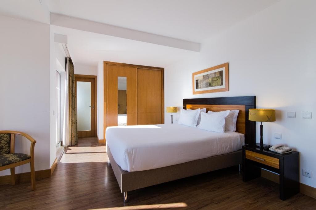 Hotel Quarteira Sol - 12