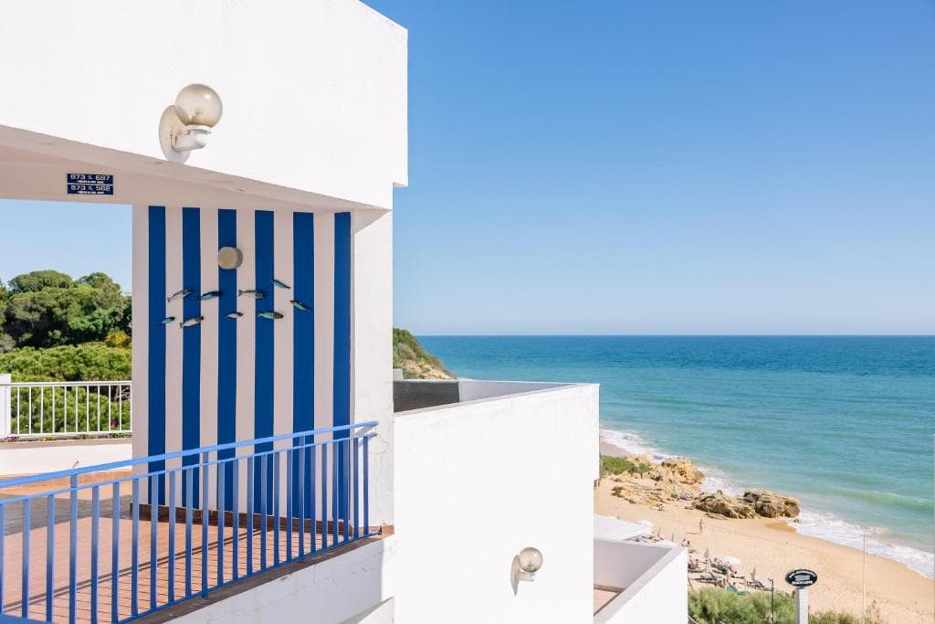 Monicca Collection Suites & Residences - 12