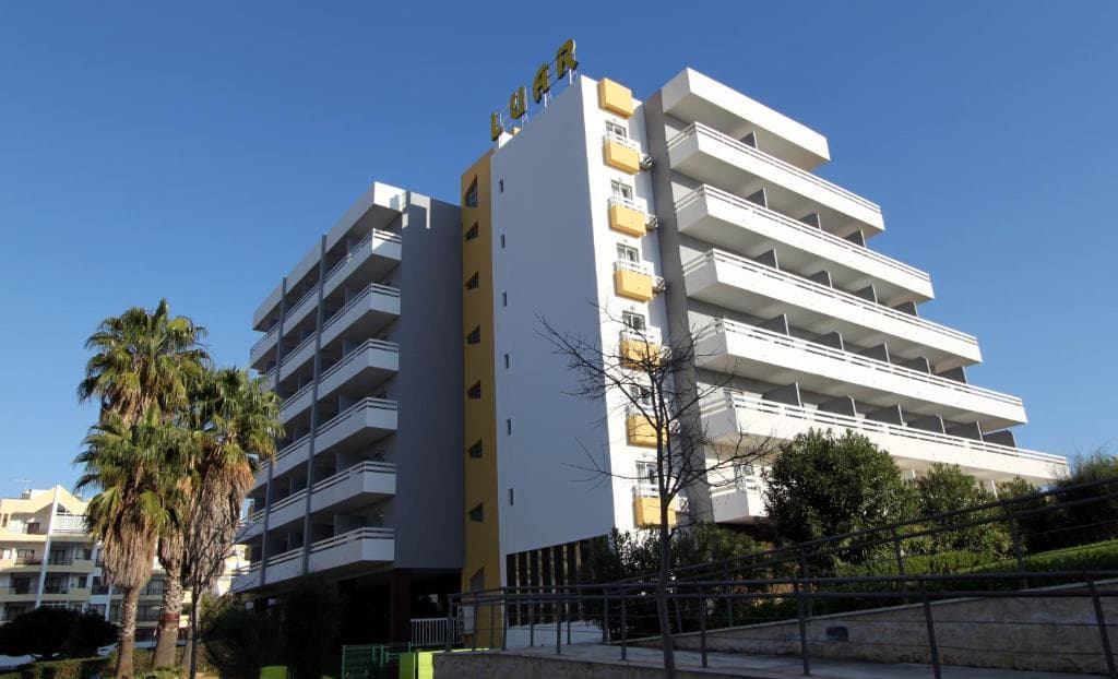 Luar Hotel