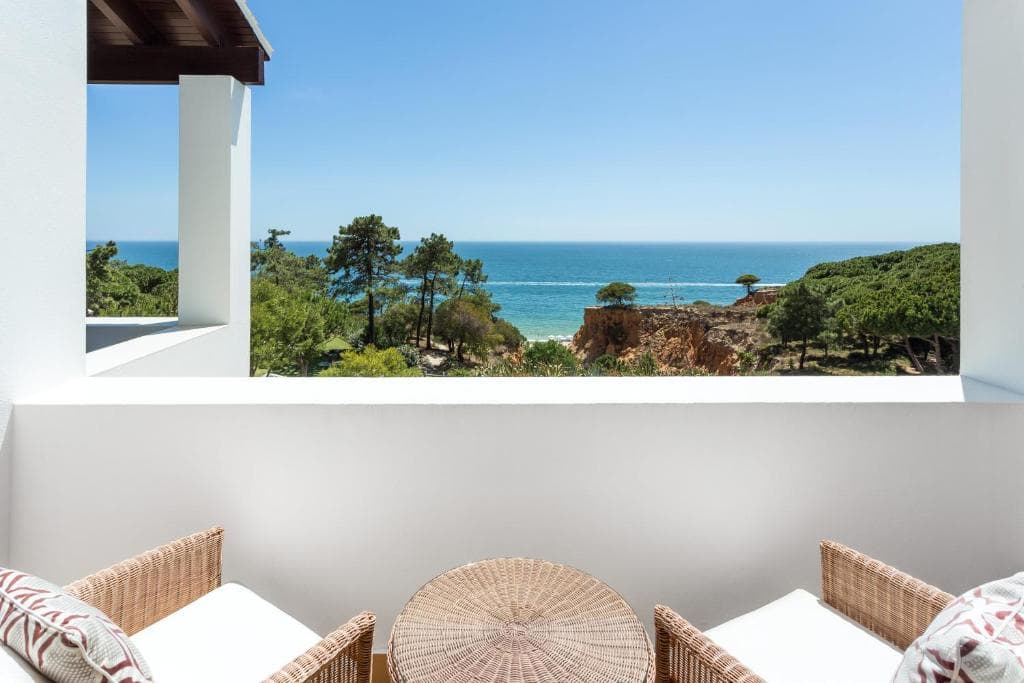 Pine Cliffs Hotel, a Luxury Collection Resort - 18