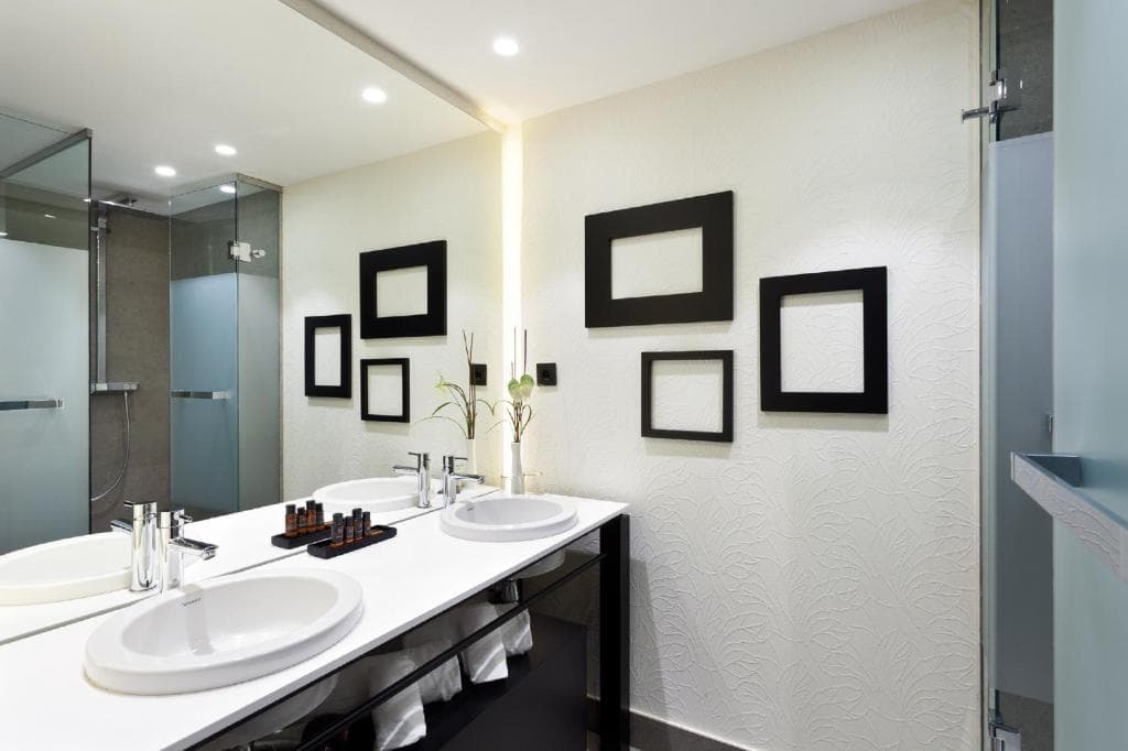 Hotel Condes de Barcelona - 19