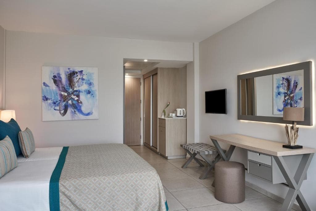 Atlantica Aeneas Resort - 28