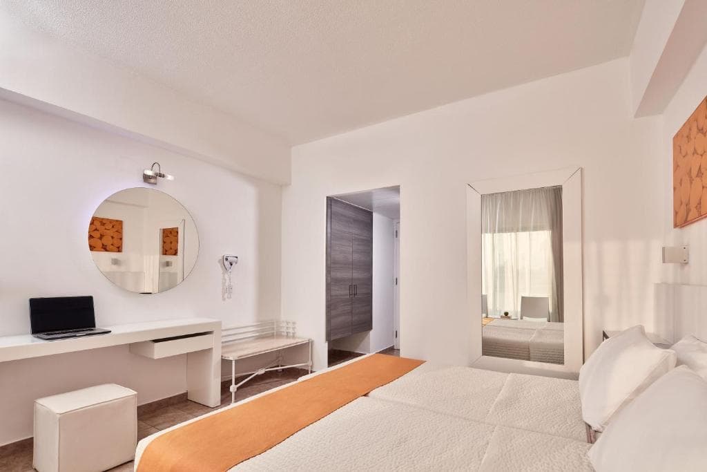 Atlantica Sancta Napa Hotel - 13