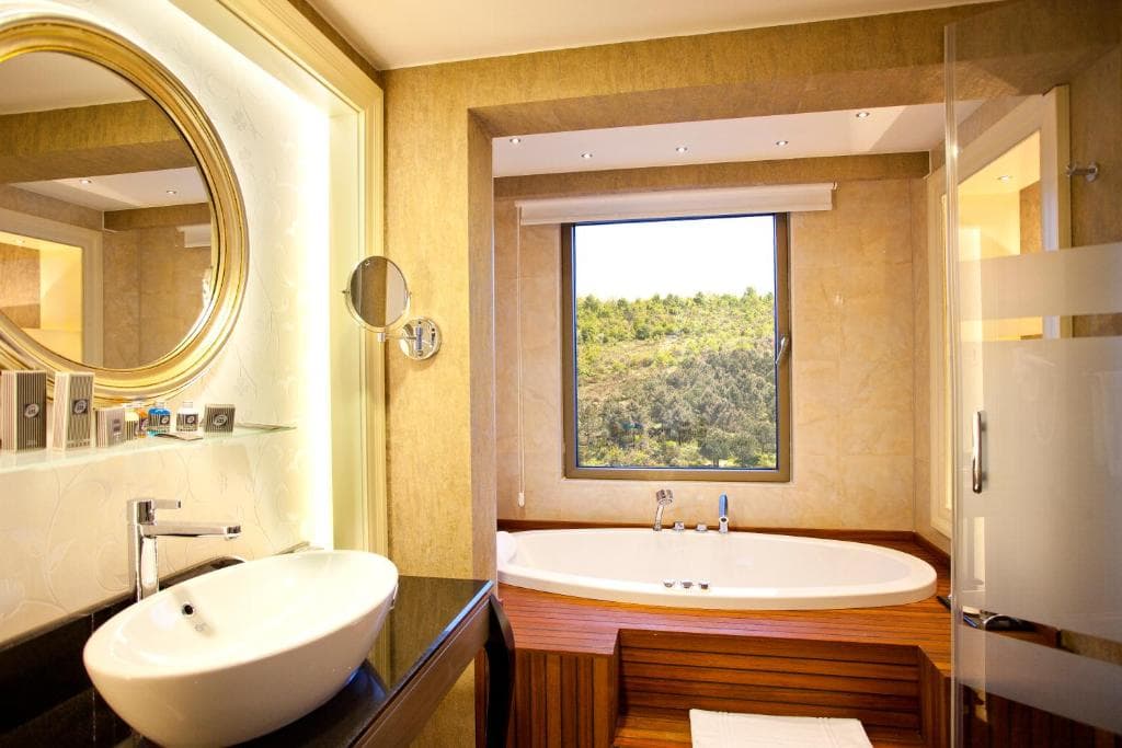 Limak Eurasia Luxury Hotel - 3