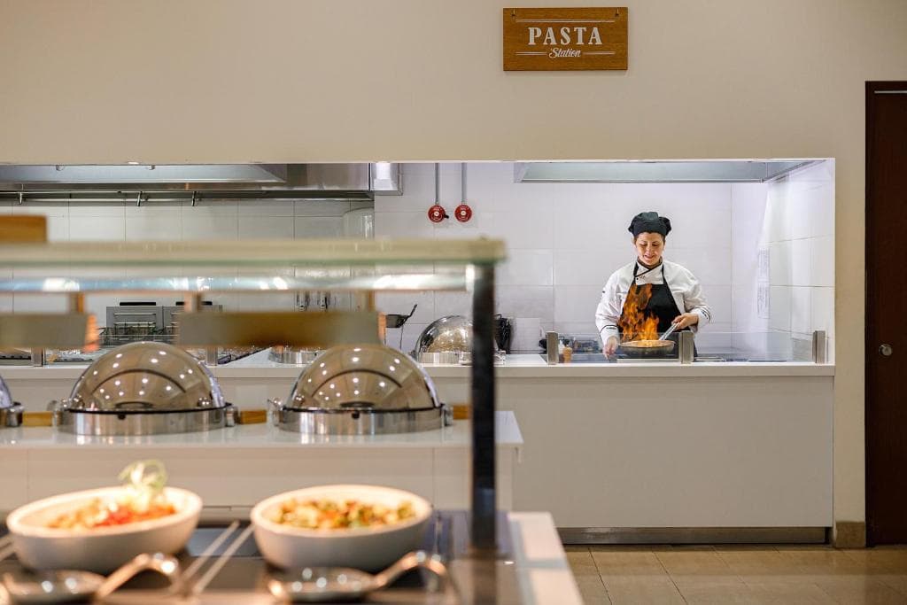 Hotel Louis Althea Beach - 44