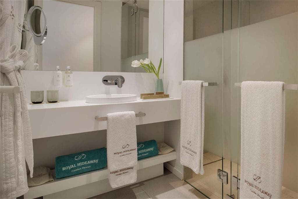 Hotel Royal Hideaway Corales Suites - 65