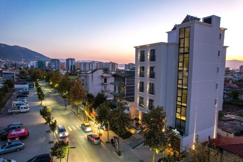 Hotel Central Vlore - 9