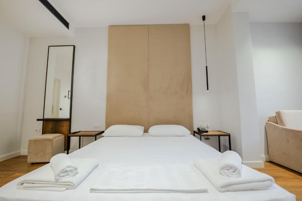 Hotel Central Vlore - 13