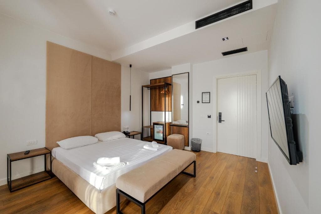 Hotel Central Vlore - 14