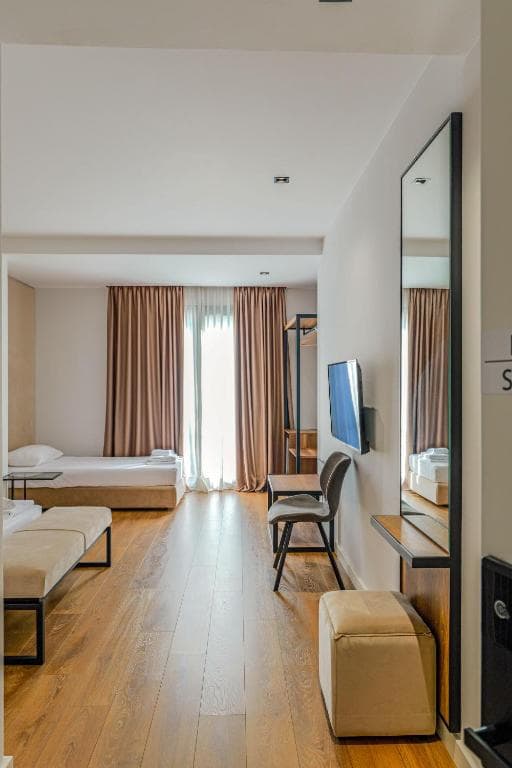 Hotel Central Vlore - 27