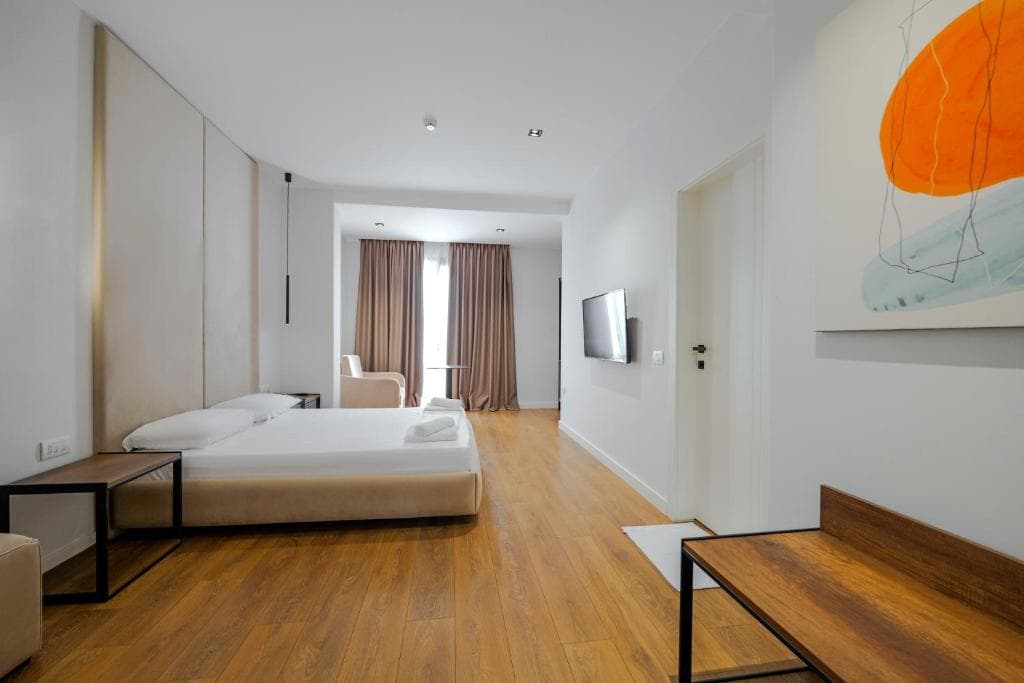 Hotel Central Vlore - 30