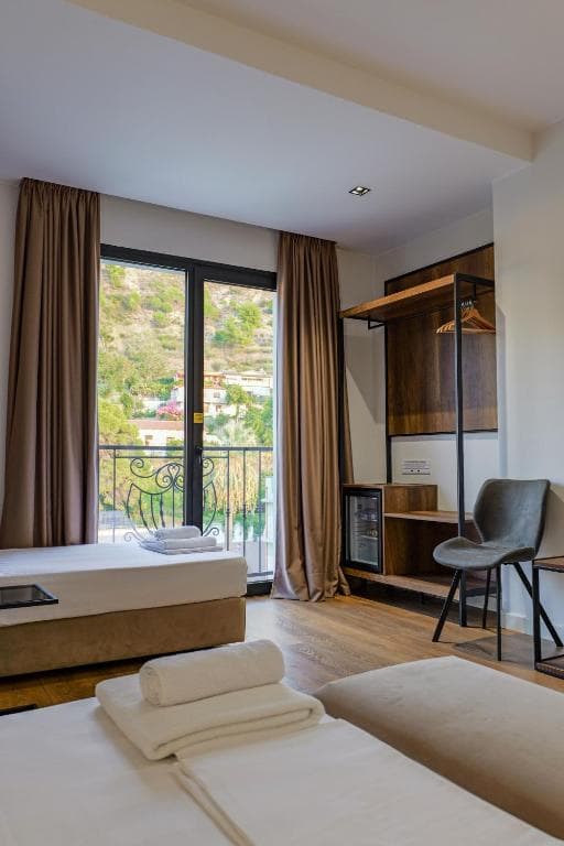 Hotel Central Vlore - 37