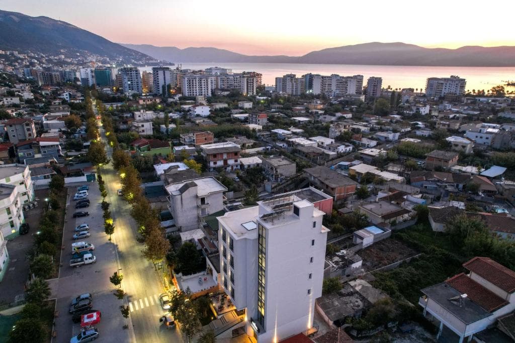 Hotel Central Vlore - 42