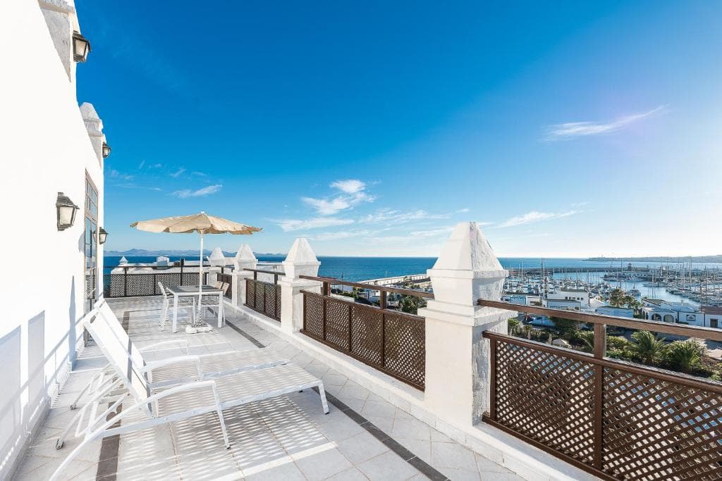 LIVVO Volcan Lanzarote - 14