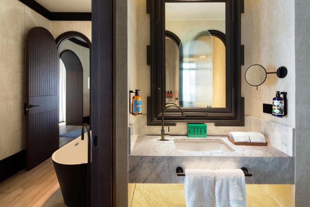 Hotel Montera Madrid, Curio Collection by Hilton - 45
