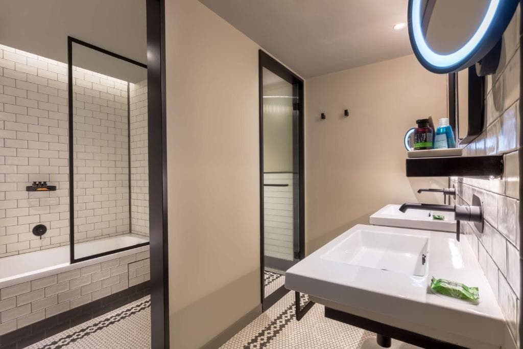 Canopy by Hilton Madrid Castellana - 36