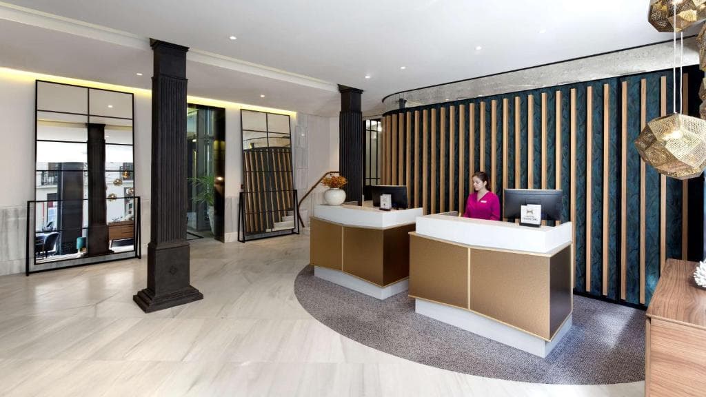 DoubleTree by Hilton Madrid - Prado