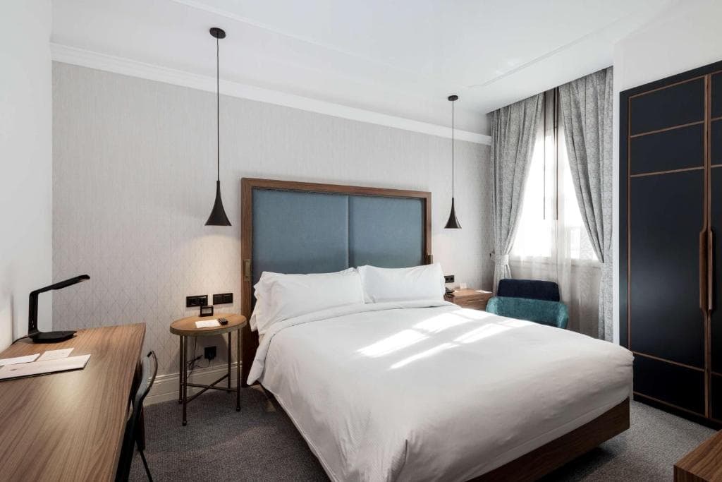 DoubleTree by Hilton Madrid - Prado - 22