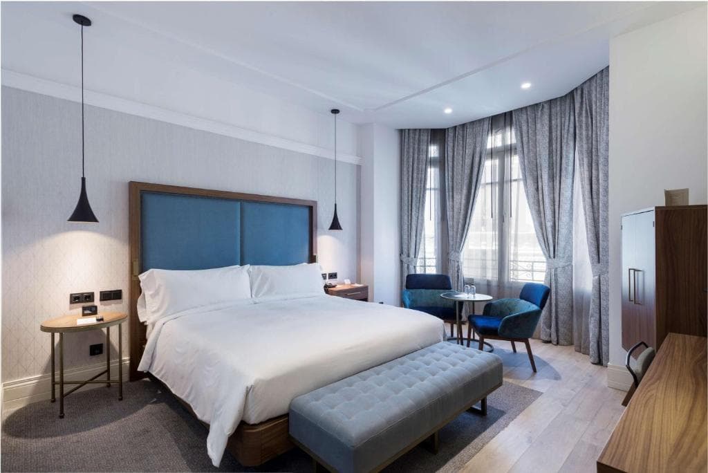 DoubleTree by Hilton Madrid - Prado - 32