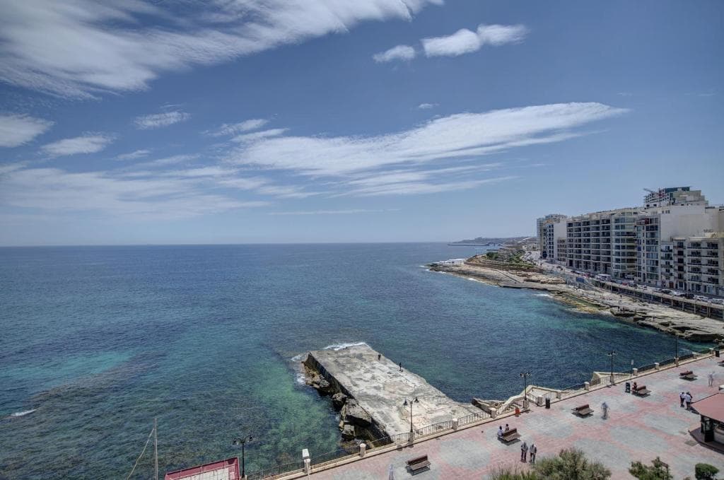 Sliema Chalet Hotel
