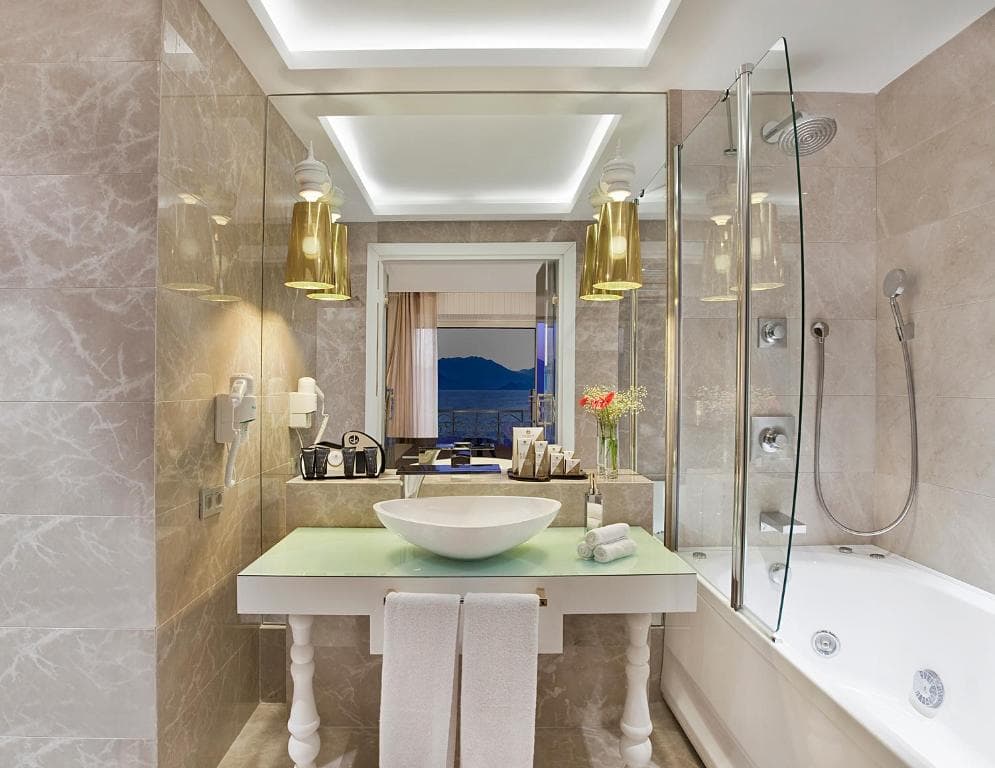 La Boutique Hotel & Suites - 8