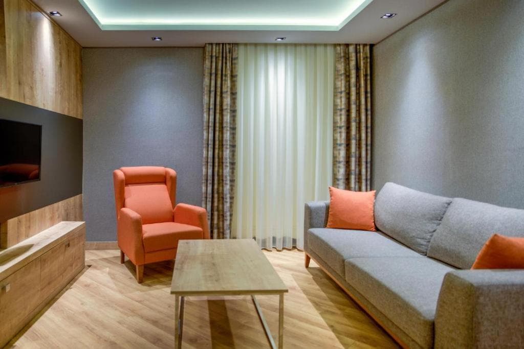 La Boutique Hotel & Suites - 28