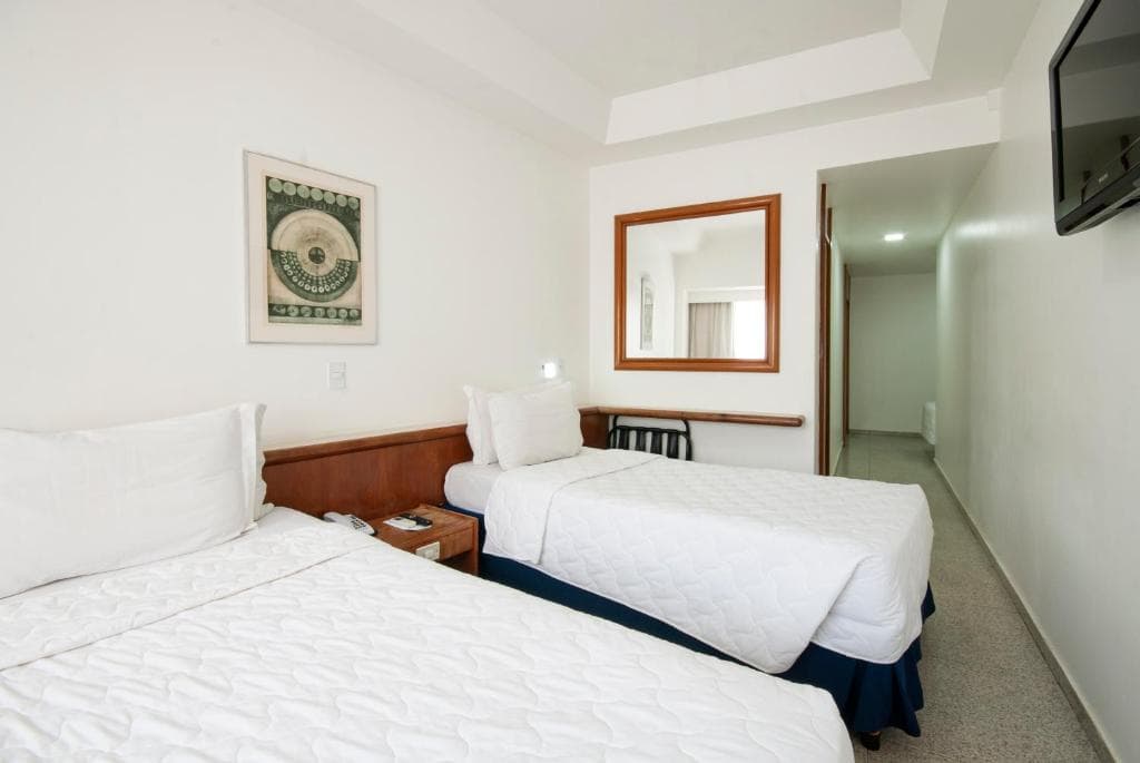 Hotel Bandeirantes - 34