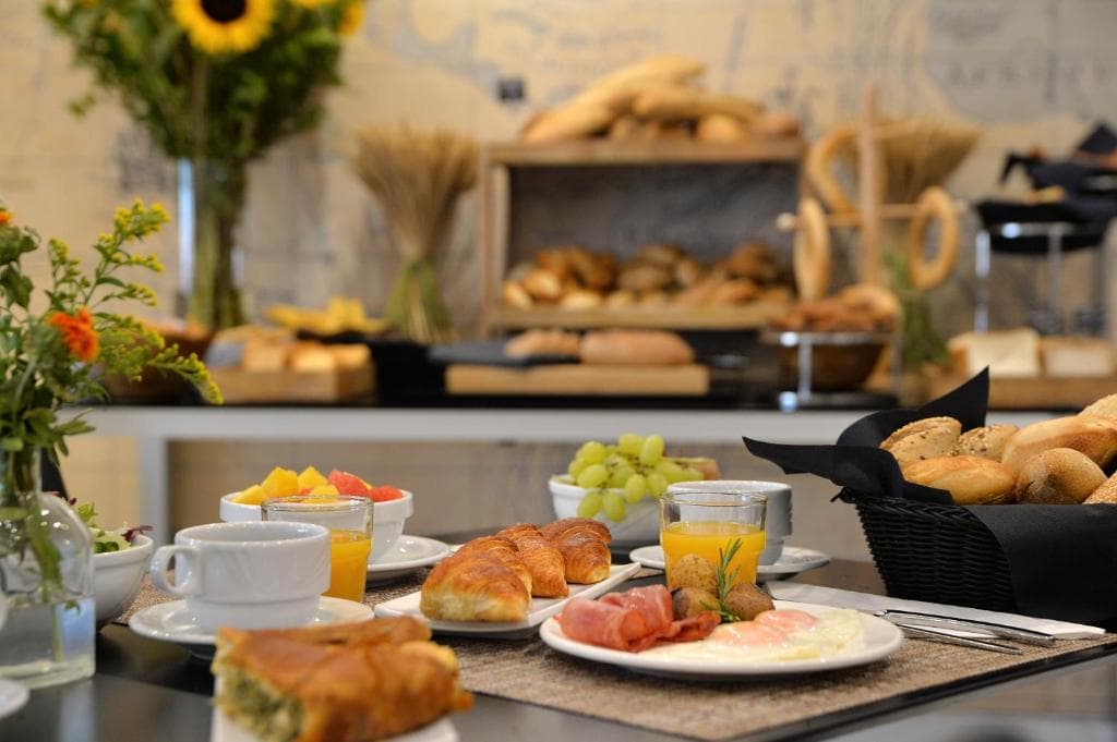 Athenaeum Grand Hotel - 22