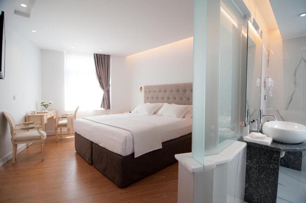 Acropolian Spirit Boutique Hotel - 4