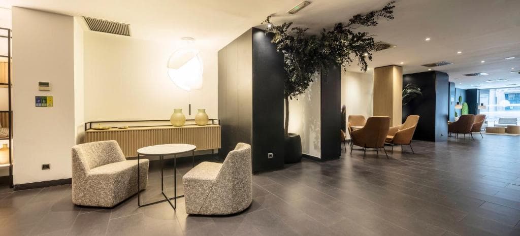 Hotel Ilunion Almirante - 9