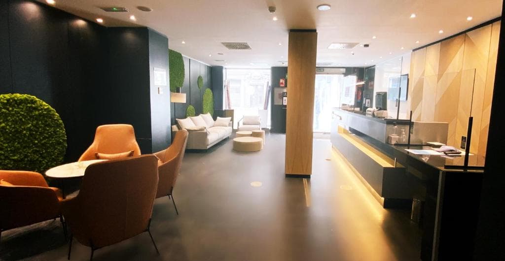 Hotel Ilunion Almirante - 12