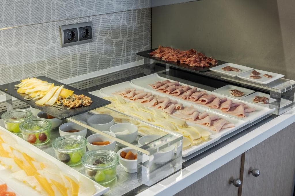 Hotel Ilunion Almirante - 22