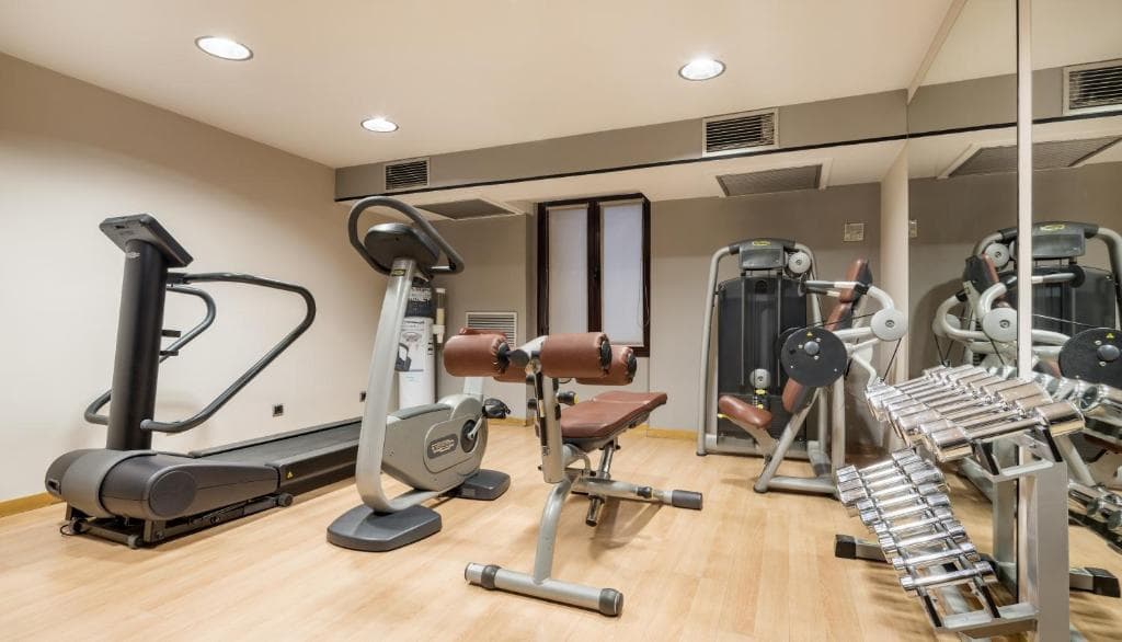 Hotel Ilunion Almirante - 27