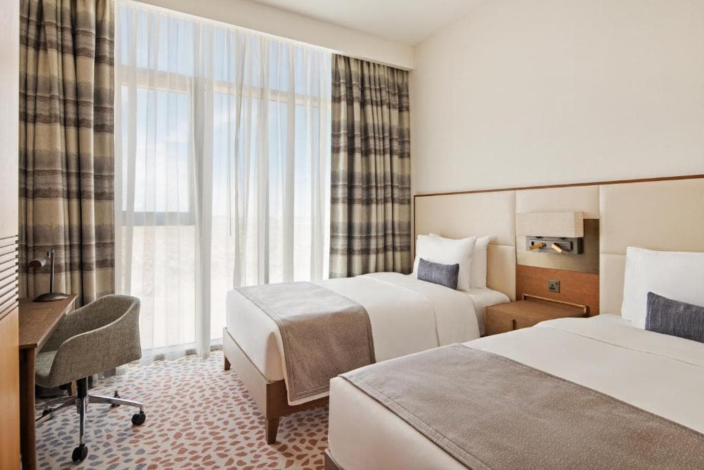 Staybridge Suites Dubai Al-Maktoum Airport, an IHG Hotel - 11