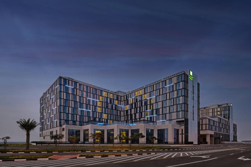Staybridge Suites Dubai Al-Maktoum Airport, an IHG Hotel - 39
