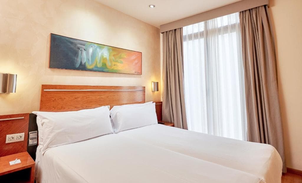 Hotel Garbi Millenni - 3