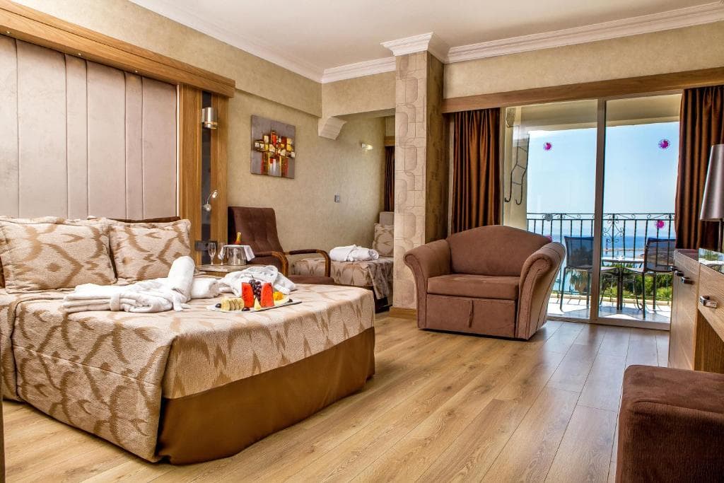 Laur Hotels Experience and Elegance - 18