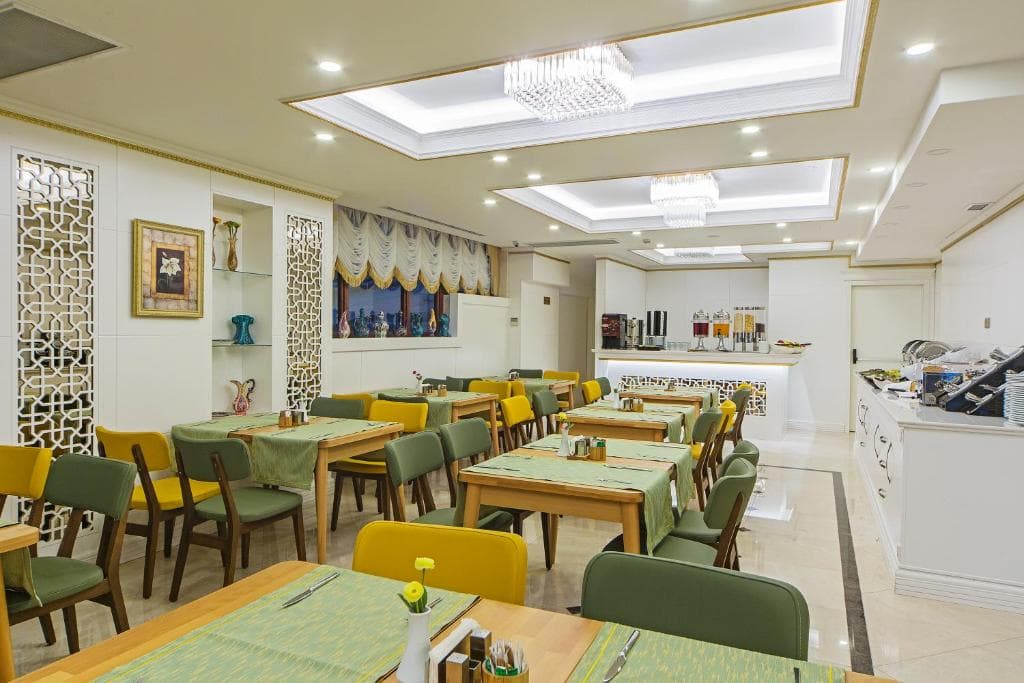 Grand Naki Hotel - 29