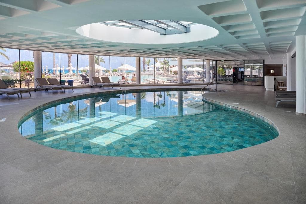 Sunrise Beach Hotel - 8