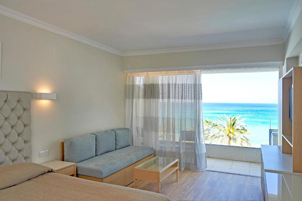 Sunrise Beach Hotel - 29