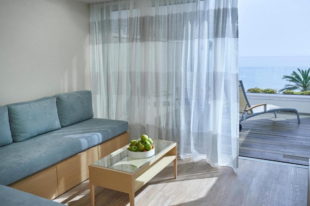 Sunrise Beach Hotel - 32