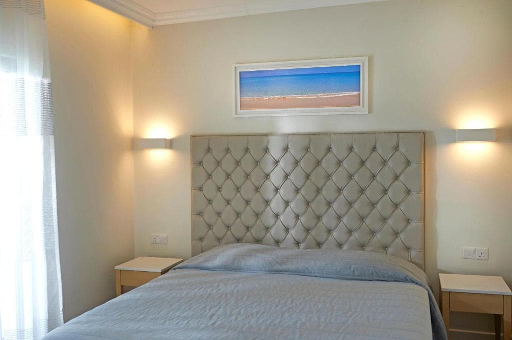 Sunrise Beach Hotel - 38